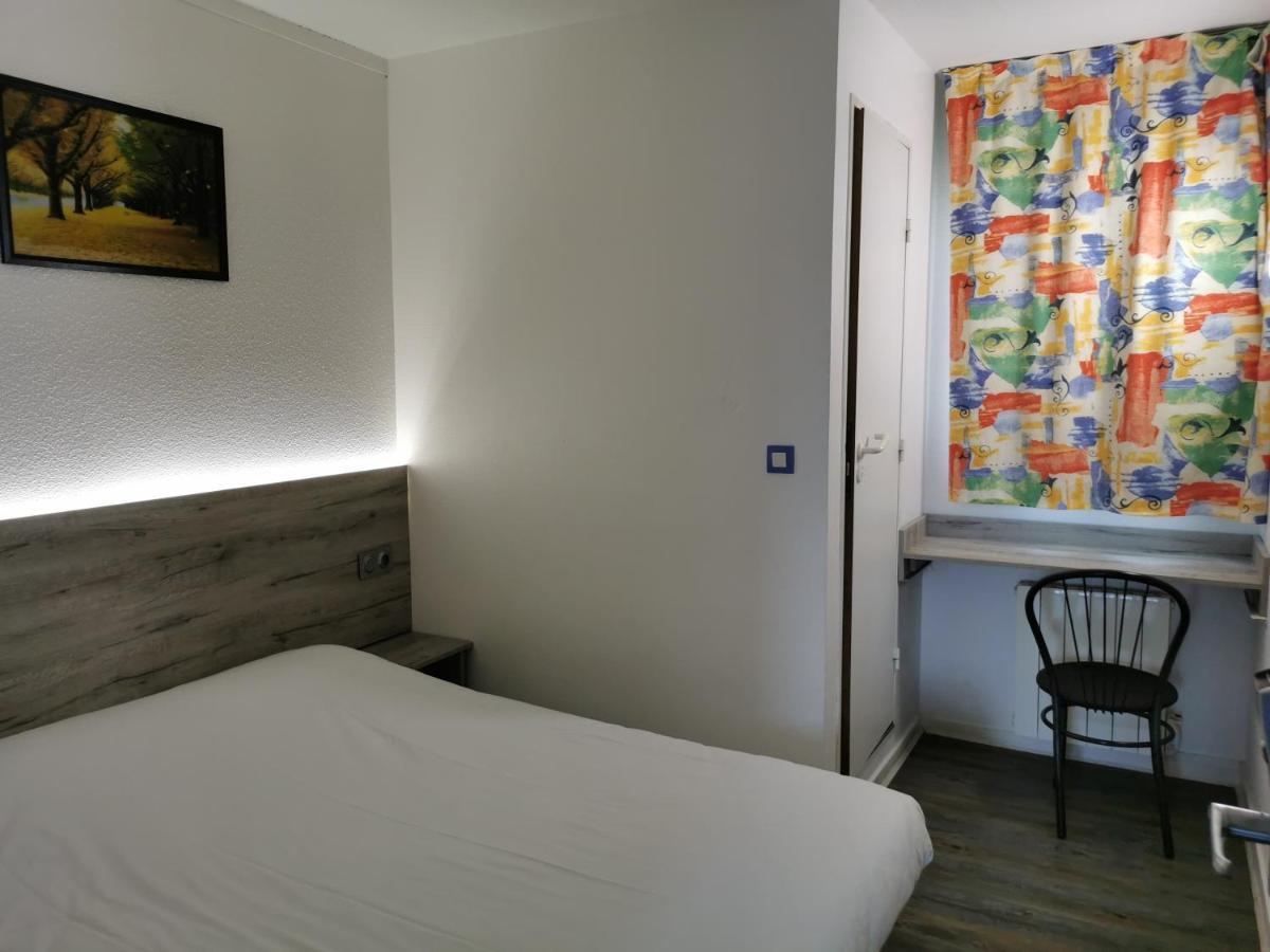 Alpha Hotel Bouafle Eksteriør bilde